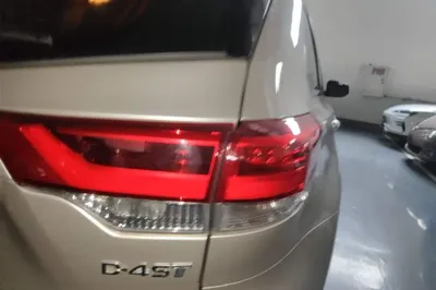 Toyota Highlander 2018, 37900 км, за 168256.54 CNY - фото 9
